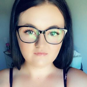 Meet your Posher, Keisha